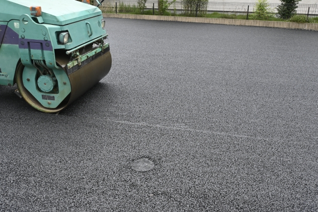 仙台市 雨・雪・凍結に強い舗装材の選び方