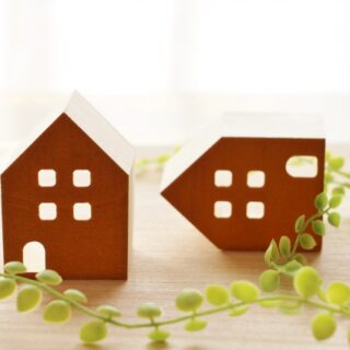 雨漏り・傾き…修理より解体を選ぶべきケースとは？